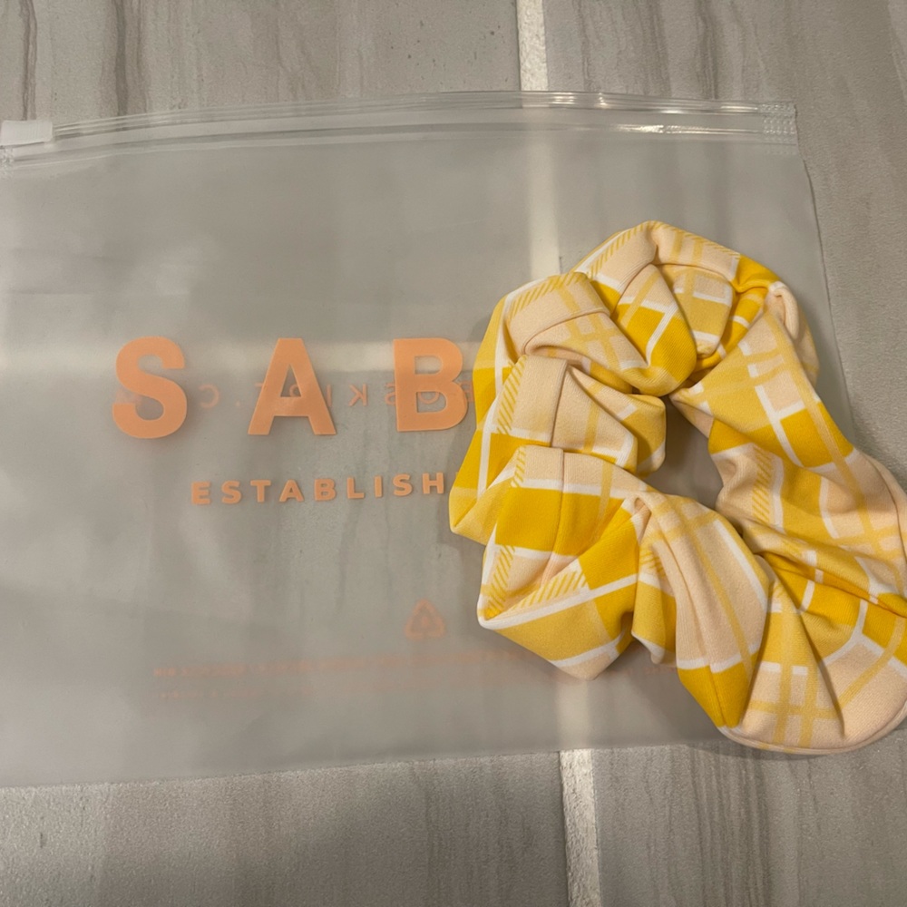 SABK SKIRT Amarilla Scrunchie